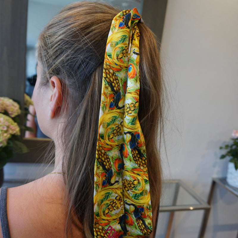 POMS - Feather silk scarf